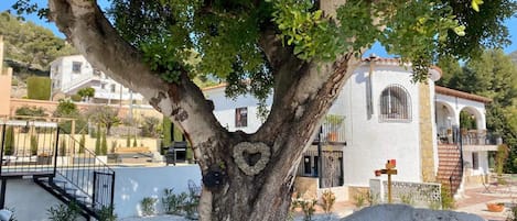 Apartment | Property grounds