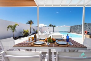 Villa | Dining - Villa Paraiso de Jil - Stunning, Brand new 3 bed ! (Yaiza)