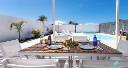 Villa Paraiso de Jil - Stunning, Brand new 3 bed !