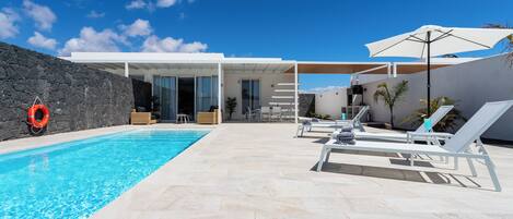 Villa | Pool