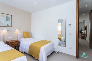 Villa | 3 bedrooms, iron/ironing board, free WiFi, bed sheets - Villa Paraiso de Jil - Stunning, Brand new 3 bed ! (Yaiza)