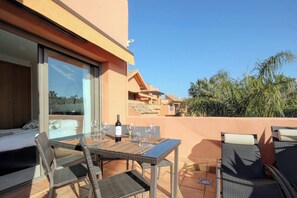 Apartment | Outdoor dining - Stylish and Exclusive Penthouse Dreamy Oasis (Estepona)