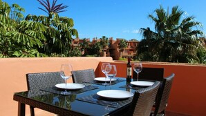 Unclassified image, 3 of 40, button - Stylish and Exclusive Penthouse Dreamy Oasis (Estepona)