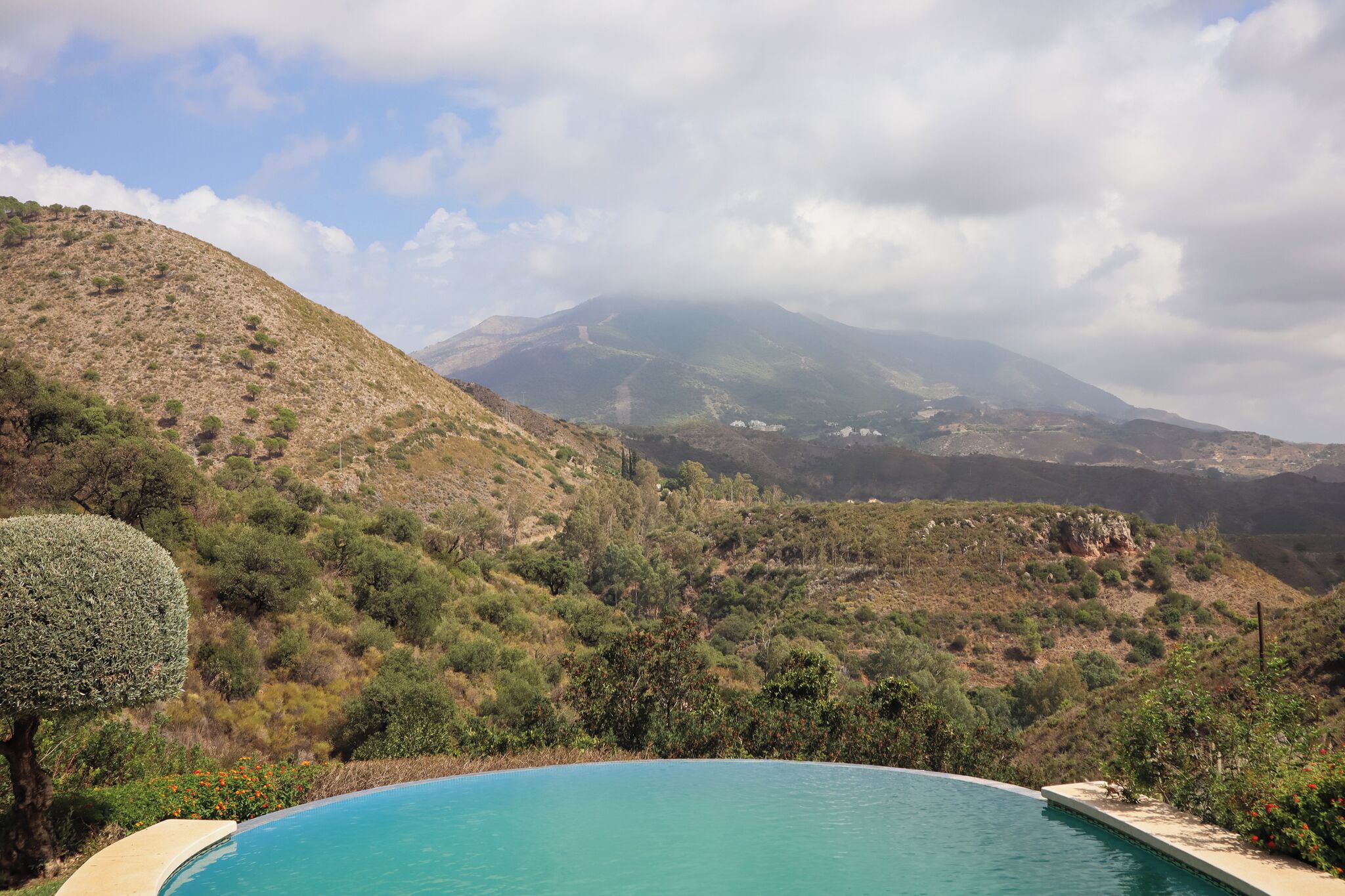 Biệt thự | Hồ bơi | Hồ bơi trong nhà 