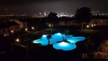 House | Pool | Outdoor pool