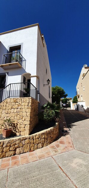 House | Exterior