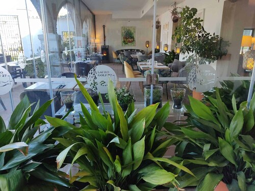 1 Bed - Sleeps 4 - Pool - Golf Resort