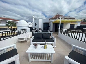 Terrace/patio - Apartment - Sleeps 4 - Jacuzzi - Terrace - Pool (Adeje)