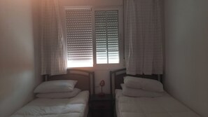 House | 3 bedrooms, iron/ironing board, free WiFi, bed sheets - Captivating 3 Bedroom House Casa Susan (Pulpi)
