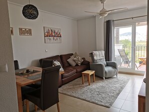 Living area - Amazing Views 2 Bedroom Apartment on Golf Resort (Murcia)