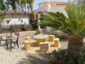 Property grounds - Luxury Beachfront Villa in La Perla (Arboleas)