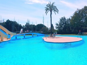 Apartment | Pool | Outdoor pool - Minerva 1-bedroom, Close to the Beach, Park etc (Benalm ádena)