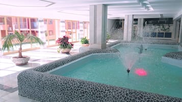 Apartment | Pool | Outdoor pool