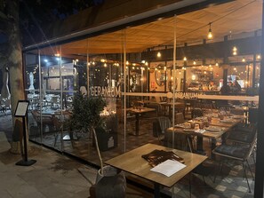 อพาร์ทเมนท์ | ร้านอาหาร