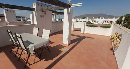 Lovely 2-bed Apartment in Condado de Alhama