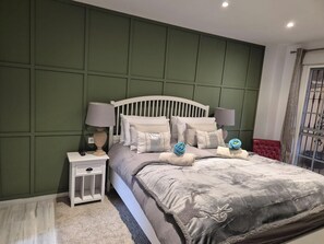 Apartment | 3 bedrooms, iron/ironing board, free WiFi, bed sheets - Duplex Apt, 3 Bedroom, Sleeps 6, Pool (Fuengirola)