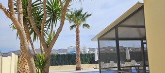 Villa Los Castos, Immaculate 2-bed Villa, Arboleas