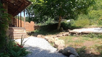 Cottage | Property grounds