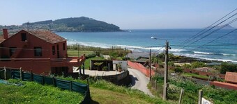 Spacious and Lovely Beach House in Patos Nigran