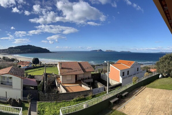 Beach/ocean view