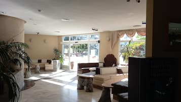 Studio | Interior