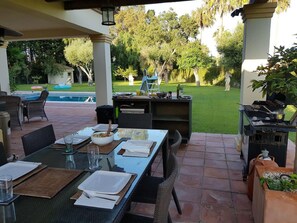 Vila | Opções para refeição ao ar livre