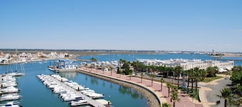 Charming 3 Bed Beach Apartment in Punta del Moral