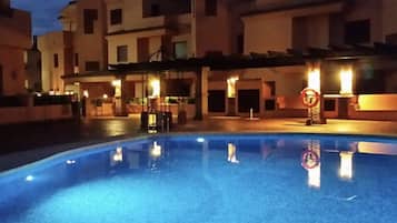 Apartment | Pool | Outdoor pool