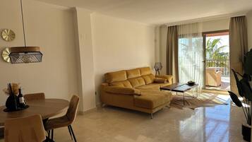 Apartament | Sala d'estar | Televisor