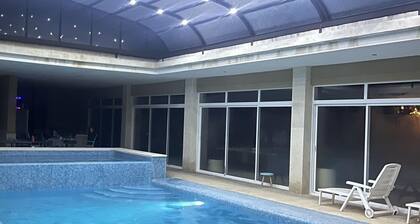 Stunning 3 Bedroom Rural Apartment Near Pinoso