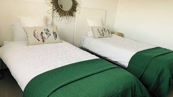 Villa | 3 bedrooms, iron/ironing board, free WiFi, bed sheets