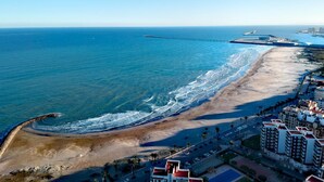 Unclassified image, 4 of 30, button - Impeccable 3-bed Apartment in Puerto de Sagunto (Sagunto)