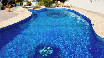 Vila | Kolam renang | Kolam renang outdoor