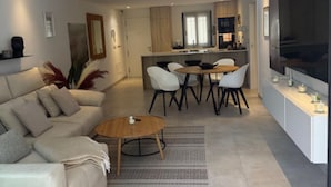 Apartment | Living area | TV - Luxurious Apartment in Puerto Banus Marbella (Marbella)