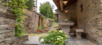 Solpor - Luxury One Bed Cottage in Lugo Province