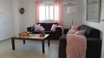 Apartment | Living area