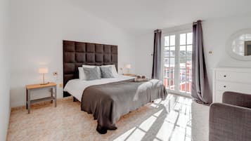 3 bedrooms, free WiFi, bed sheets