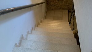 House | Interior - Beautiful 3-bed Town House With Garden in Sax (Sax)