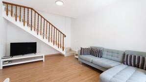 Living area - Duplex Altemar Las America By Paramount Holidays (Arona)