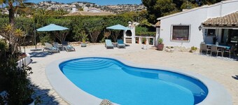 Moraira Escape With Private Pool, 1 Bed, Sleeps 2