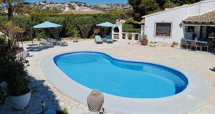 Moraira Escape With Private Pool, 1 Bed, Sleeps 2