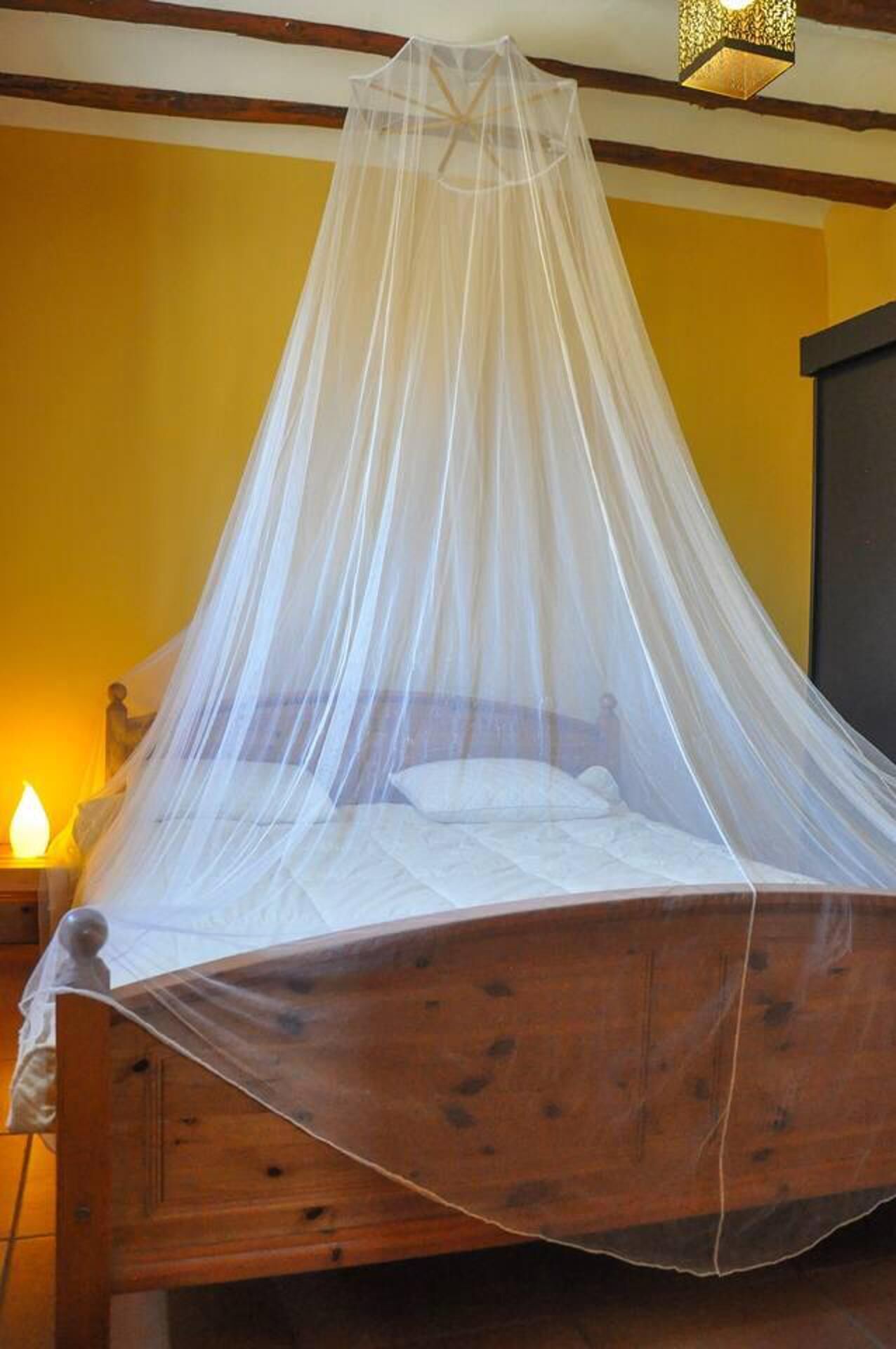 House | 4 bedrooms, iron/ironing board, free WiFi, bed sheets