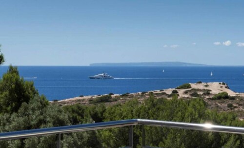 Tgtbhhilkgjkyfkuytpoiu