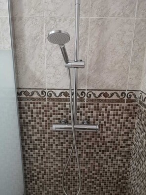 Apartment | Bathroom - Ellite Xiii Apartment Playa Naufragos Torrevieja! (Torrevieja)