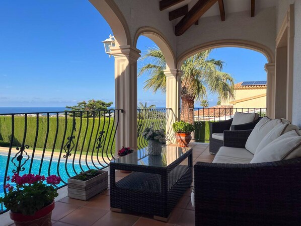 Terrace/patio - Villa El Sueno Panoramico (Denia)