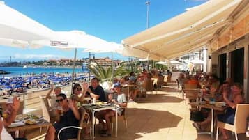 Villa | Tempat makan