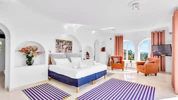 Villa | 10 bedrooms, iron/ironing board, free WiFi, bed sheets