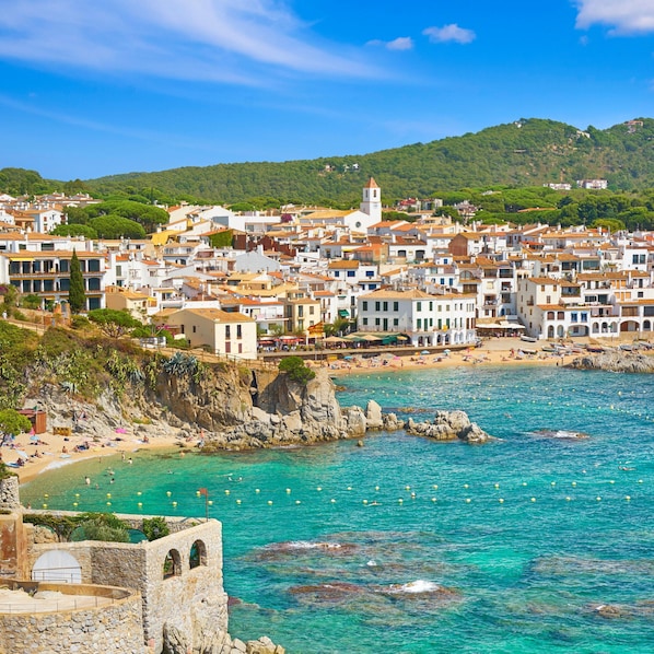 Beach - The Golden Oak in Calella Centre - 100m From Beach (Palafrugell)