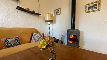 Cottage | Living area | TV, fireplace