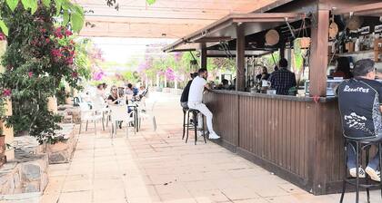 Lorca - Cottage - Sleeps 4 - Pet Friendly - Pool